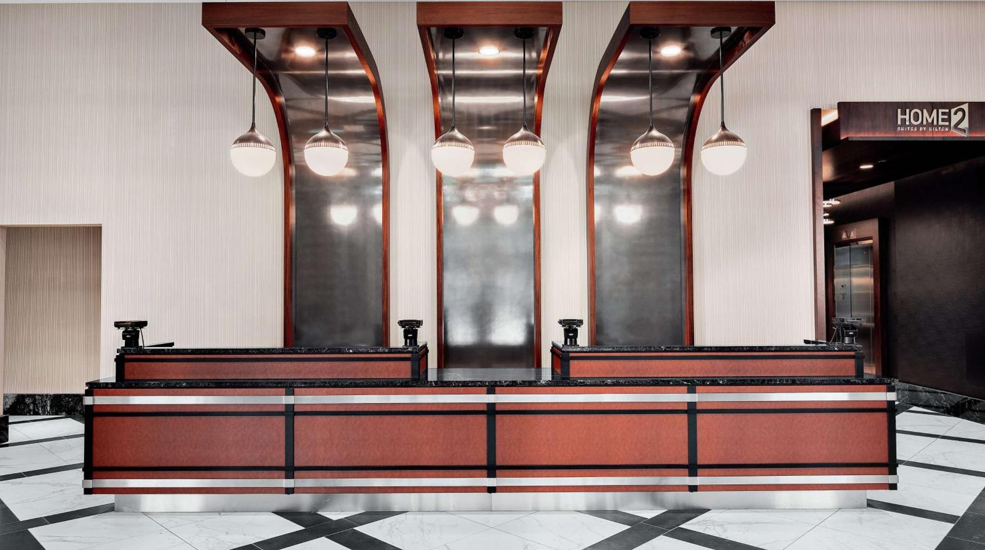 Hampton Inn Chicago Mccormick Place Exterior photo